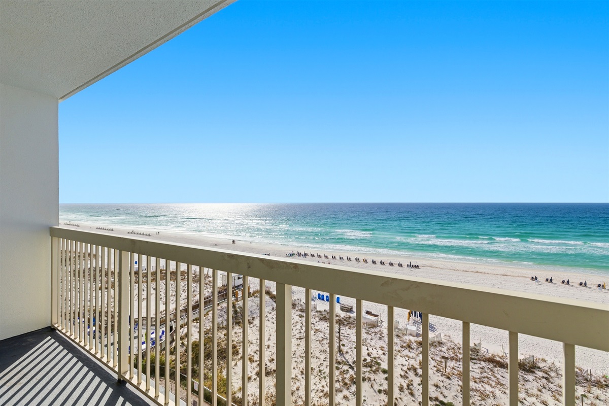 Live Gulf view from Pelican Beach Resort in Destin Florida